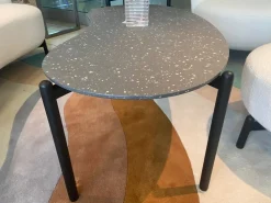 Tavolino in stile moderno modello Undique di Kartell con sconti imperdibili