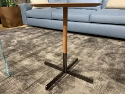 Tavolino in stile moderno modello Bob di Poltrona frau con sconti imperdibili