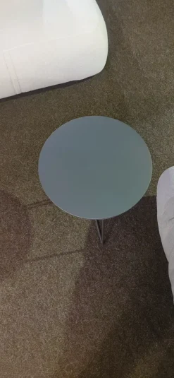 Tavolino Kevin dell'azienda Ditre italia con forte sconto