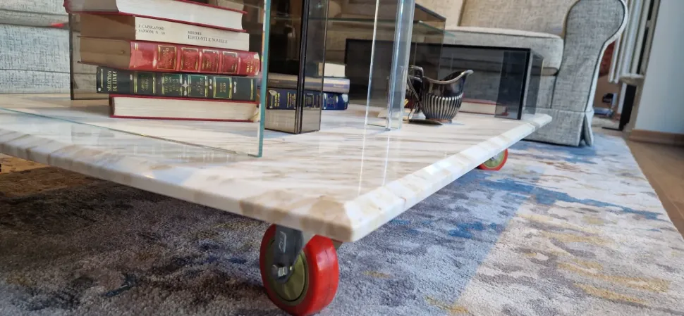 Tavolino Marble della firma Artigianale con forte sconto - 50%