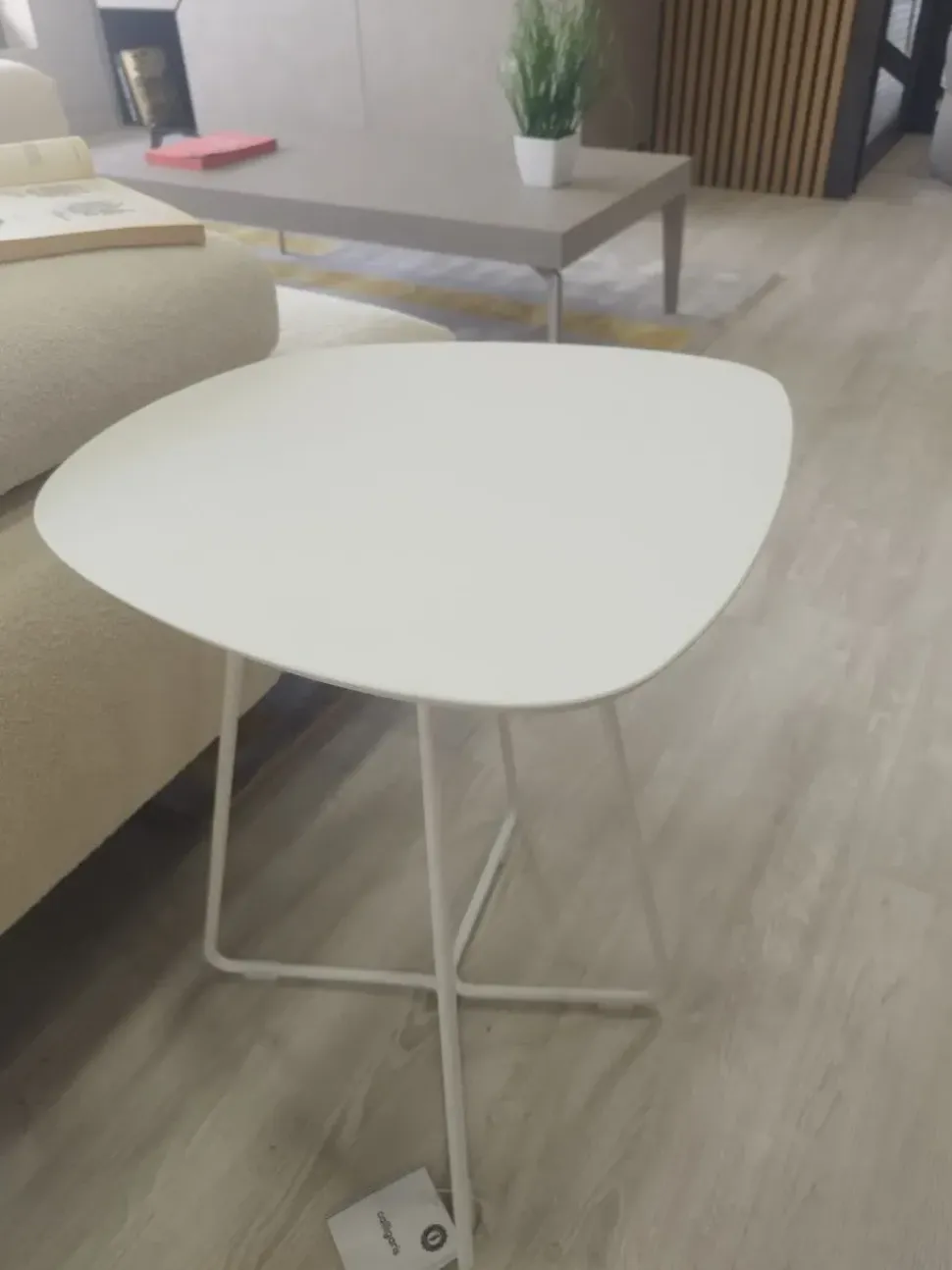 Tavolino modello 1 tavolino ciop pronta consegna sped di Collezione esclusiva a prezzo scontato