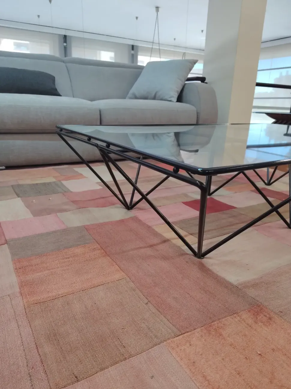 Tavolino modello Allunaggio di Artigianale a prezzo ribassato