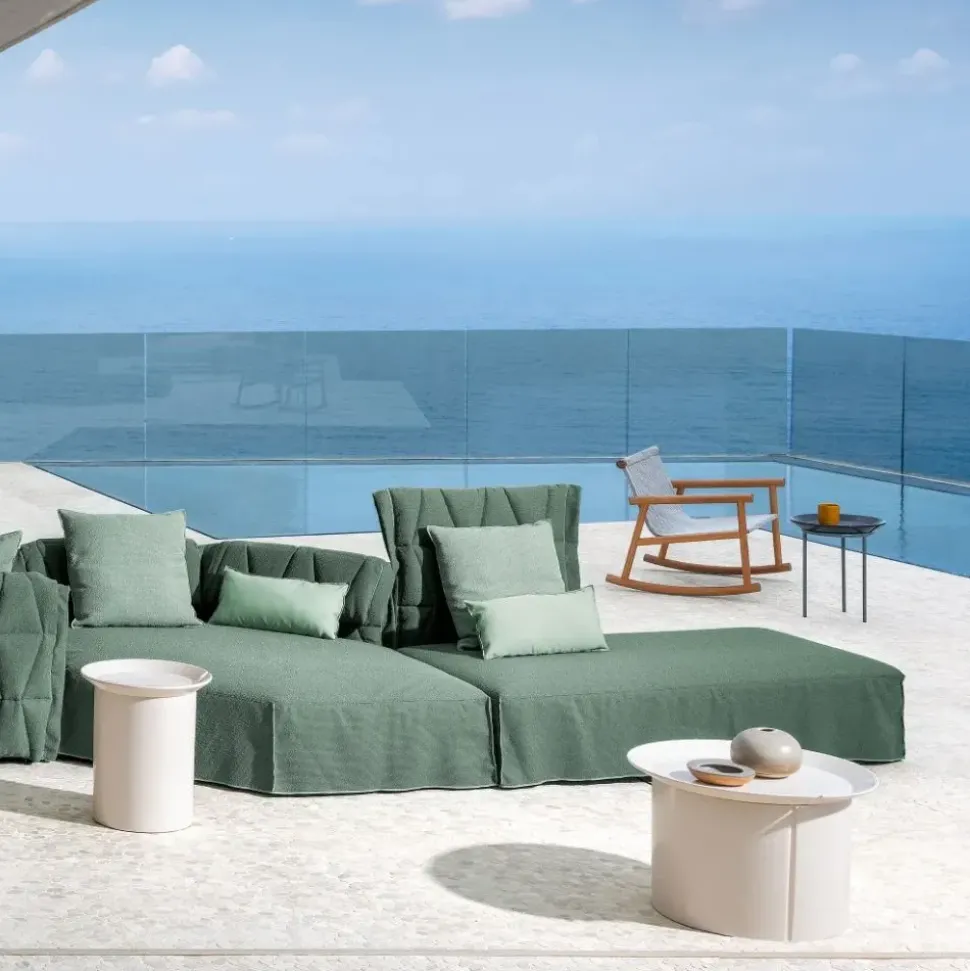 Tavolino modello Brise 43 di Gervasoni a prezzo scontato