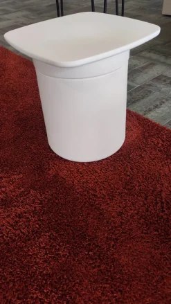 Tavolino modello Degree di Kristalia a prezzo scontato