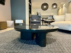 Tavolino modello Ernest di Poliform a prezzo ribassato