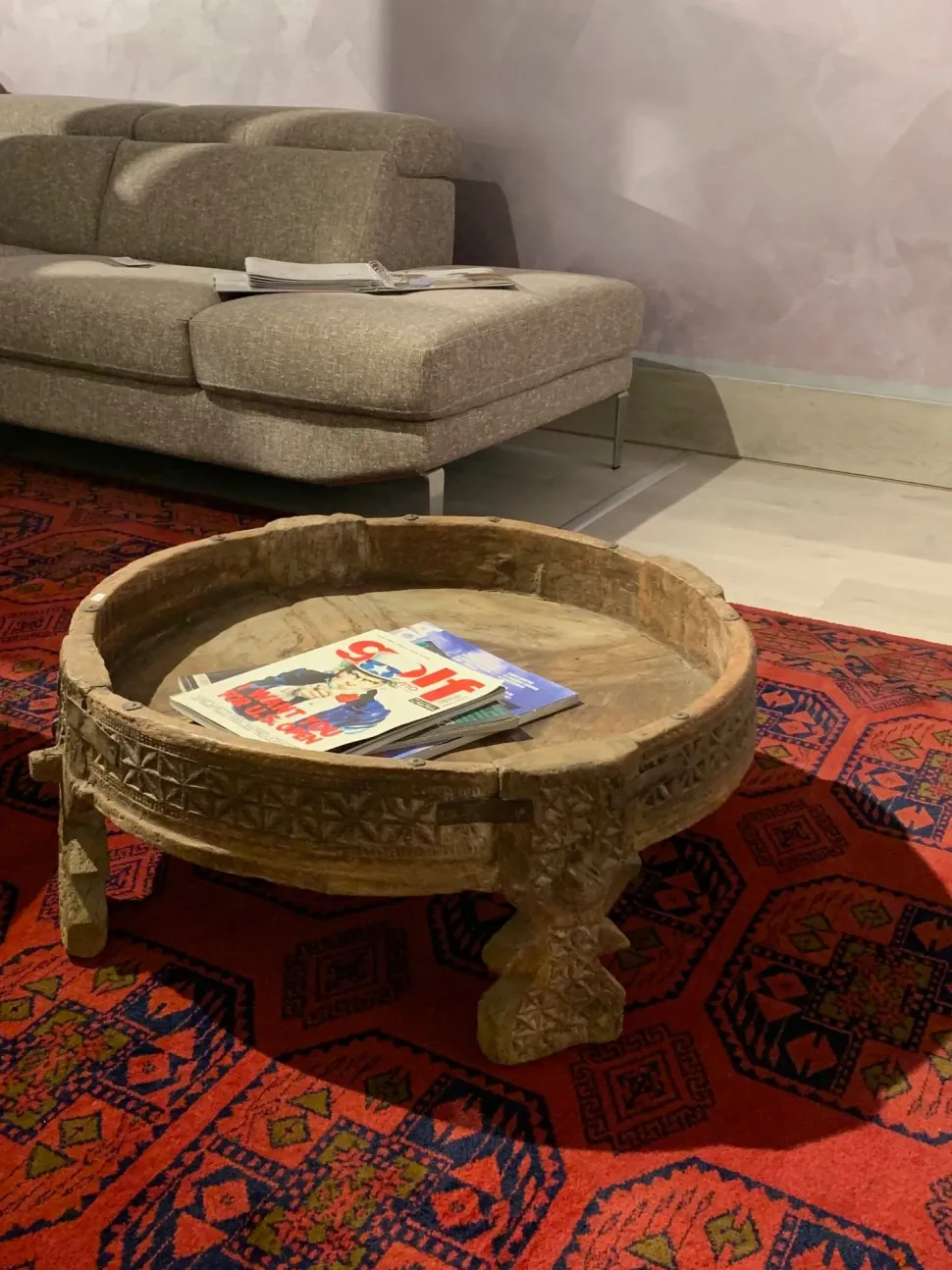 Tavolino modello Etnico di Zr a prezzo ribassato