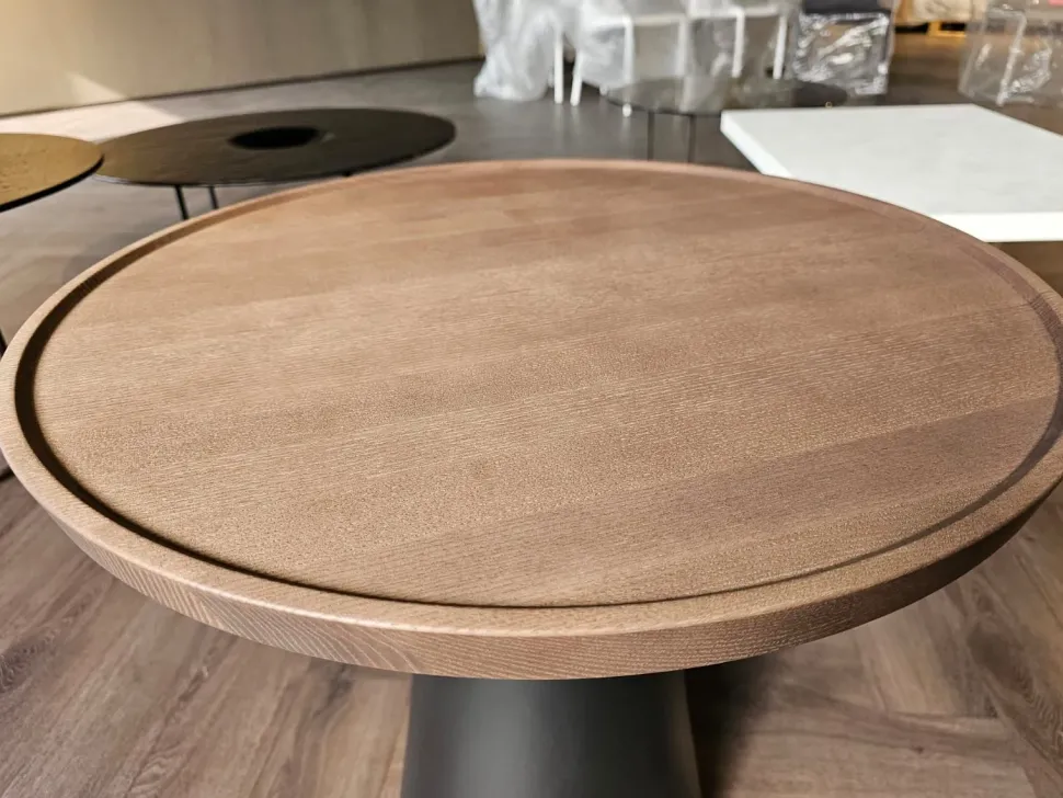 Tavolino modello Kony di Ozzio a prezzo ribassato