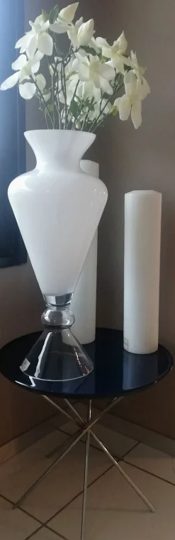 Tavolino modello Mitchell di Minotti a prezzo scontato