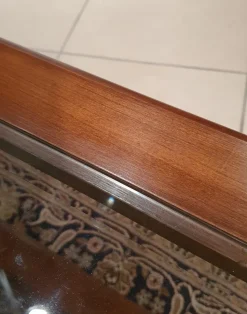 Tavolino modello Mogano e vetro molato di Artigianale a prezzo scontato