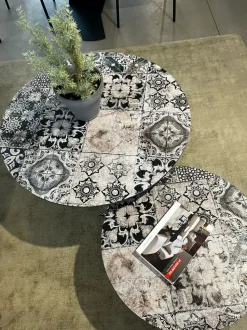 Tavolino modello Tavolini design di Artigianale a prezzo scontato