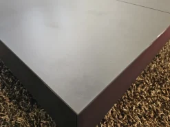 Tavolino moderno Magnum  di Easyline a prezzo scontato