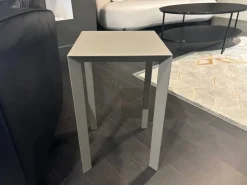 Tavolino moderno Mono di Pianca a prezzo ribassato