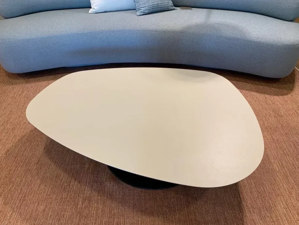 Tavolino Phoenix della marca Moroso a prezzi convenienti - 35%