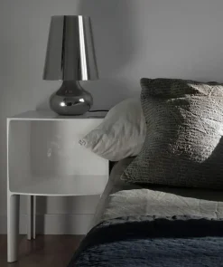 Tavolino Small ghost buster del marchio Kartell a prezzi convenienti