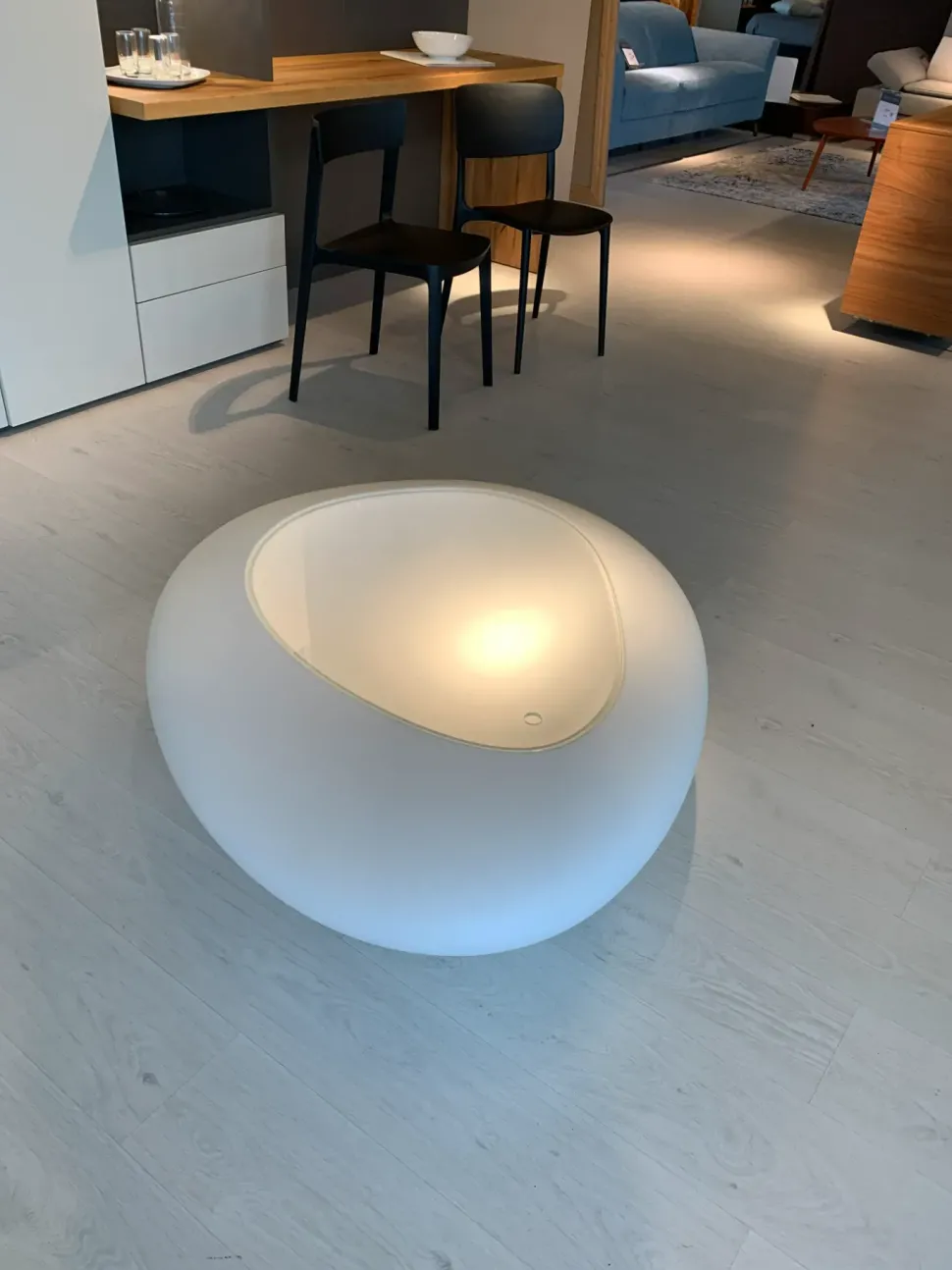 Tavolino Tavolino sasso della firma Tonin casa con forte sconto - 50%