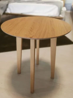 Tavolino tondo Dall'Agnese modello Zoe con piano e basamento in rovere nodi