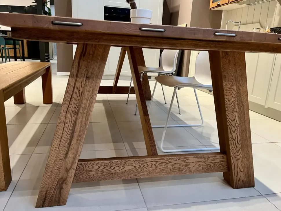 Tavolo Castle Devina nais in legno Fisso