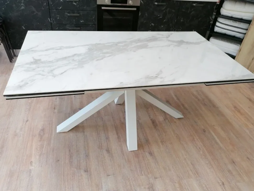 Tavolo Ceramica1 di Stones scontato del 47%