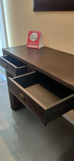 Tavolo consolle modello Etnika Artigianale a prezzo Outlet