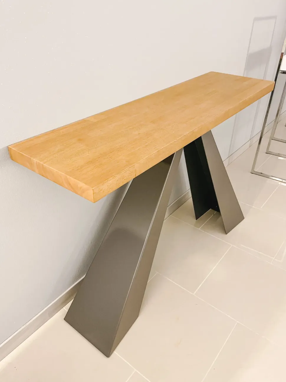 Tavolo consolle modello Victory Fgf mobili a prezzo Outlet