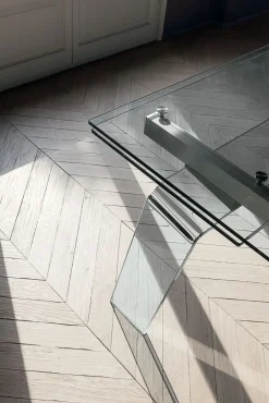 Tavolo Crystal plus di Target point: richiedi il prezzo riservato