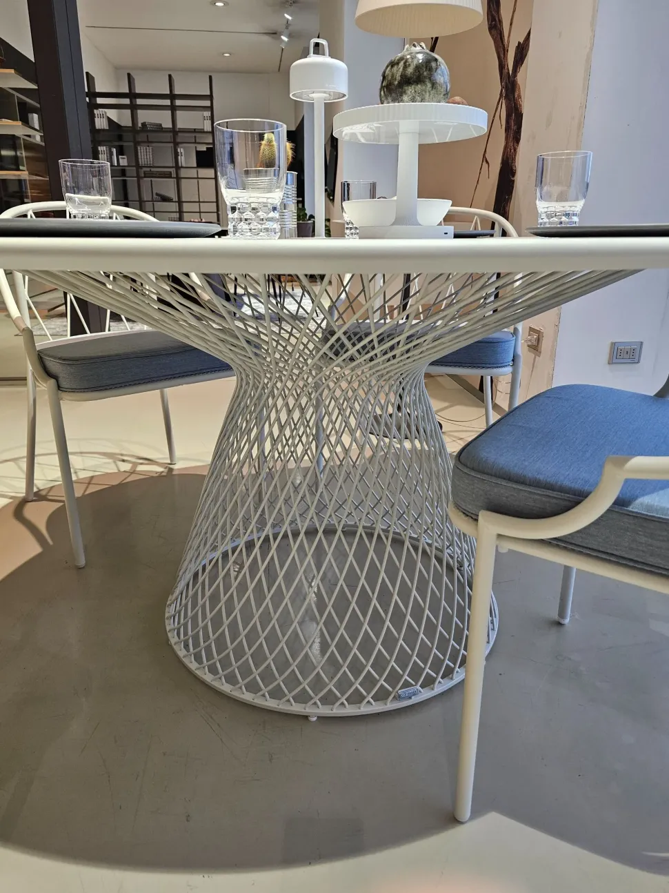 Tavolo da giardino modello Como heaven Emu con forte sconto