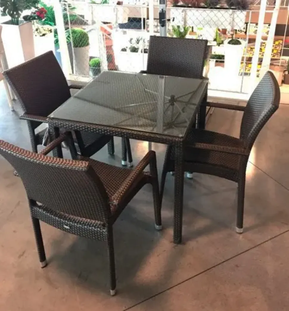 Tavolo da giardino modello Delta 70 x 70 colore ferro antico Emu con forte sconto