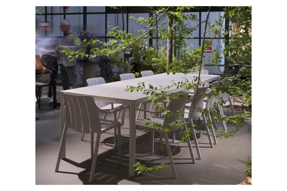 Tavolo da giardino Set tevere 210/275 con 8 tiberina nardi a marchio Nardi a prezzo scontato