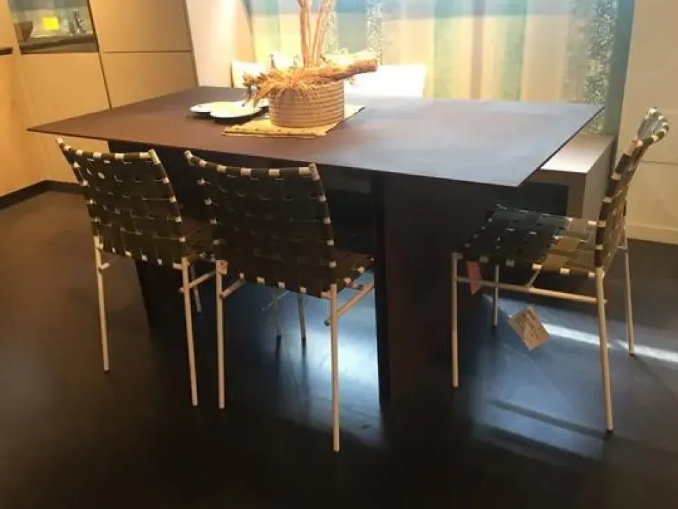 Tavolo da pranzo Paperstone siena Arrital