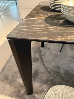 Tavolo Diamante Midj in OFFERTA OUTLET -45%