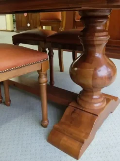 Tavolo E 4 sedie gobbi Artigianale in legno Fisso