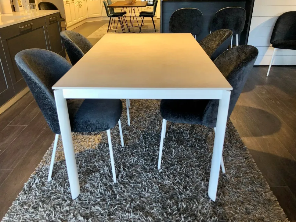 Tavolo Eminence evo di Connubia: richiedi ora il prezzo