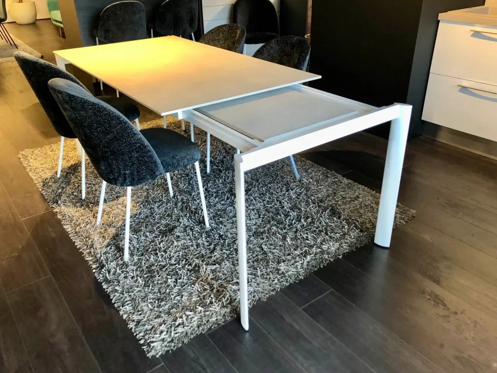 Tavolo Eminence evo di Connubia: richiedi ora il prezzo