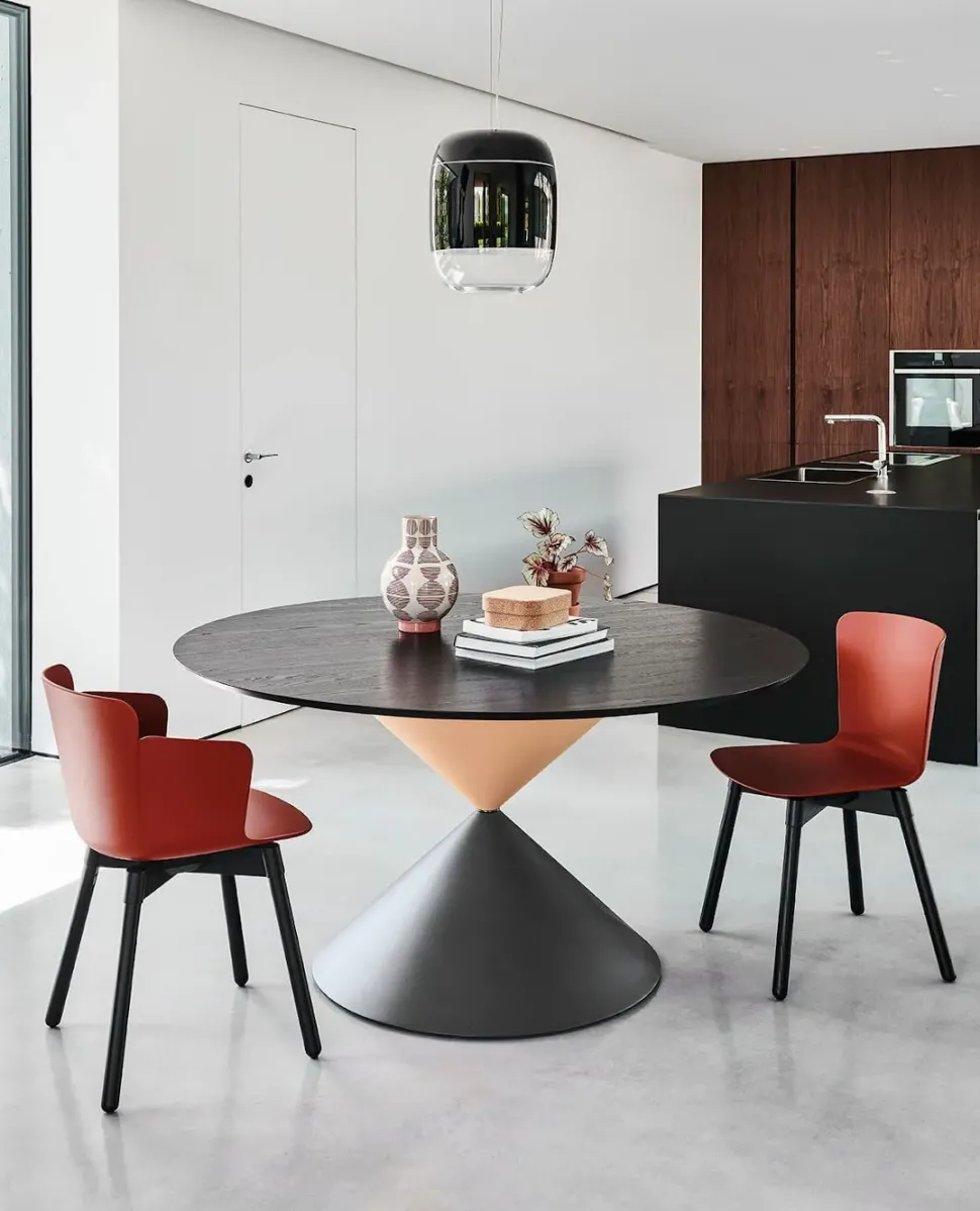 Tavolo fisso Clessidra * Midj a soli 2855 Euro