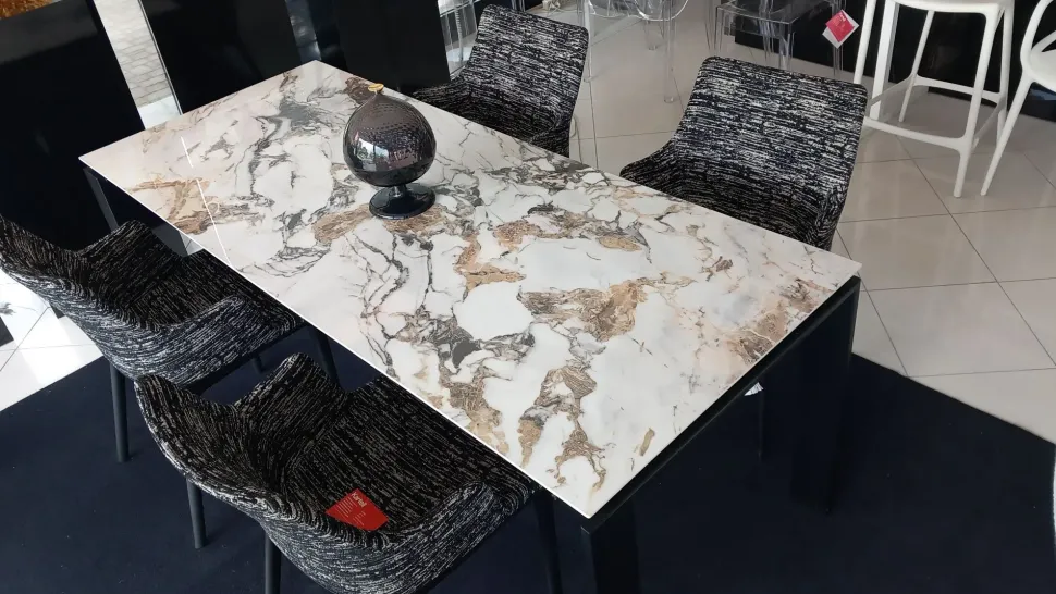 Tavolo Four ceramic Kartell in OFFERTA OUTLET -19%