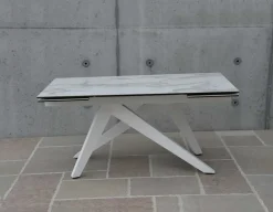 Tavolo in altri materiali rettangolare Tavolo allungabile Collezione esclusiva in offerta outlet