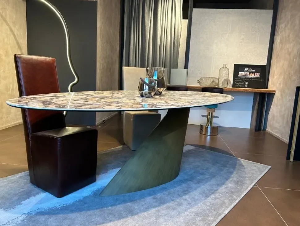 Tavolo in ceramica ovale Oasi Domitalia in offerta outlet