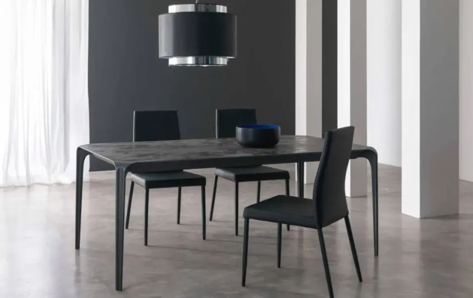 Tavolo in ceramica rettangolare Spillo * Dexo a prezzo ribassato