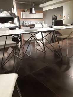 Tavolo in ceramica rettangolare Cross Easyline a prezzo scontato