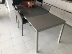 Tavolo in ceramica rettangolare Mago Bontempi a prezzo scontato