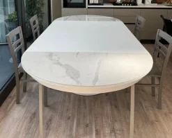 Tavolo in ceramica rotondo Sun super Altacom a prezzo scontato