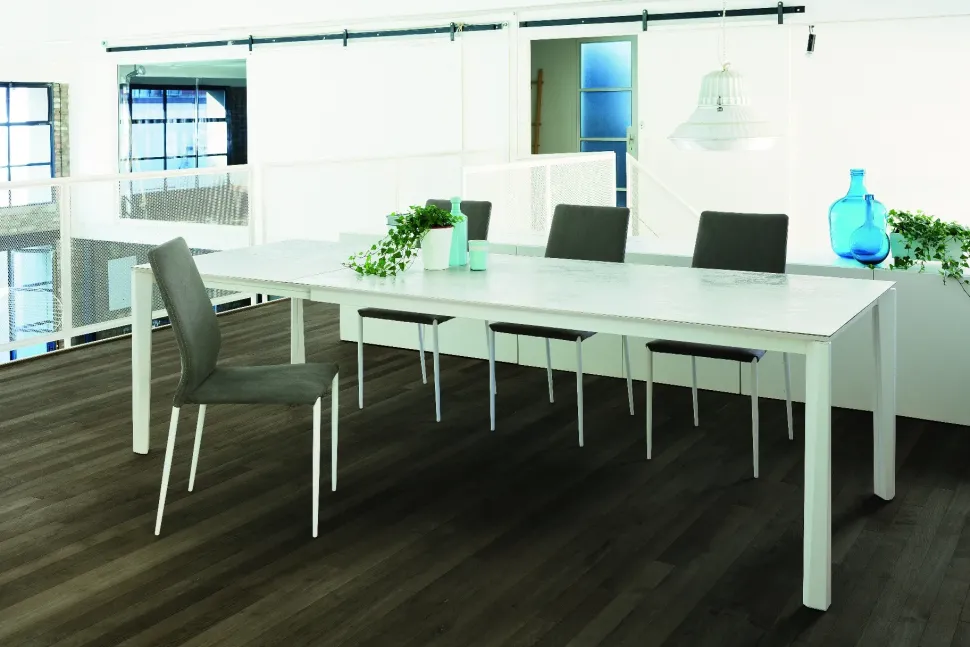 Tavolo in laminato rettangolare Prisma Ingenia a prezzo scontato