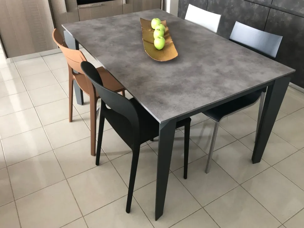 Tavolo in laminato rettangolare Diagonal Gierre mobili in offerta outlet