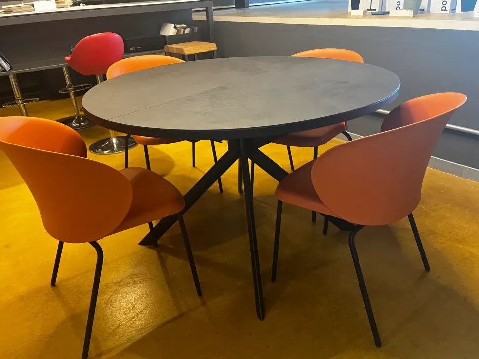 Tavolo in laminato rotondo Giove Connubia in offerta outlet