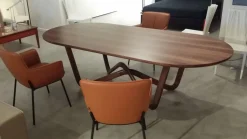 Tavolo in legno ovale 988 Rolf benz in offerta outlet