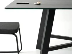 Tavolo in legno rettangolare Thor 240 fisso Point house in offerta outlet