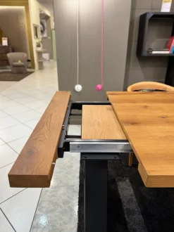 Tavolo in legno rettangolare Tavolo mekano Alta corte in offerta outlet