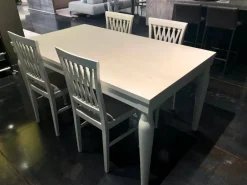 Tavolo in legno rettangolare Slamet Lube cucine in offerta outlet