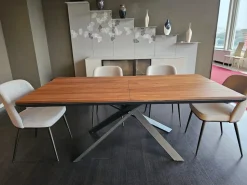 Tavolo in legno rettangolare 4x4 noce Tomasella in offerta outlet