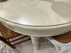 Tavolo in legno rotondo Tavolo casolare Marchi cucine a prezzo scontato